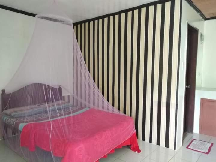 Why Not Restobar Cottages Sabang  Bagian luar foto