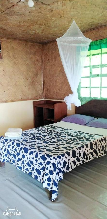 Why Not Restobar Cottages Sabang  Bagian luar foto